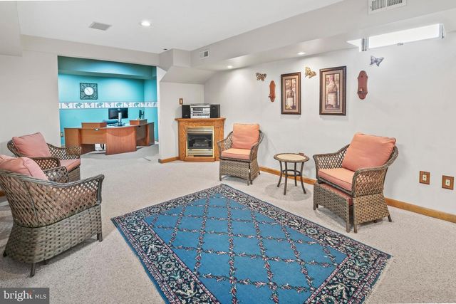 1414 SWAN LN, Mullica Hill, NJ 08062