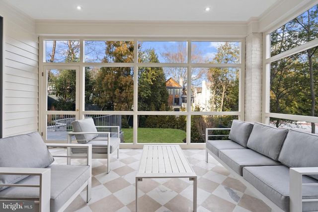 4433 CATHEDRAL AVE NW, Washington, DC 20016