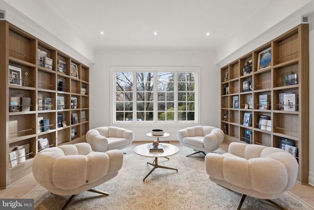 4433 CATHEDRAL AVE NW, Washington, DC 20016