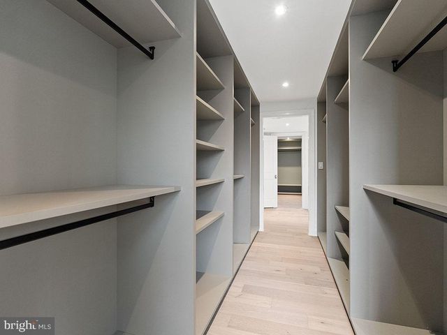 4433 CATHEDRAL AVE NW, Washington, DC 20016