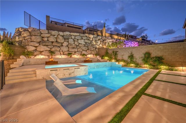 407 Prairie Sun Street, Las Vegas, NV 89138
