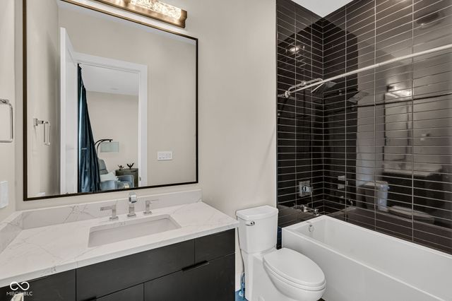 3995 Chapel Hill Court, Bargersville, IN 46106