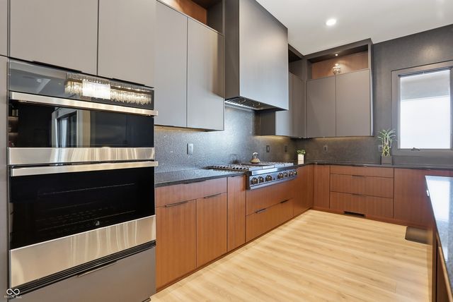 3995 Chapel Hill Court, Bargersville, IN 46106