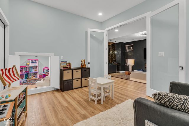 3995 Chapel Hill Court, Bargersville, IN 46106