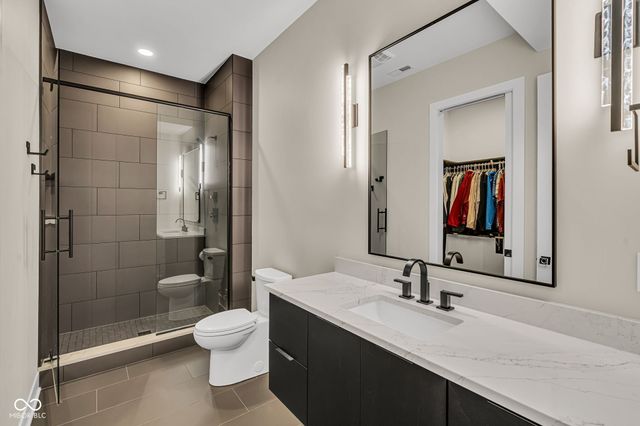 3995 Chapel Hill Court, Bargersville, IN 46106
