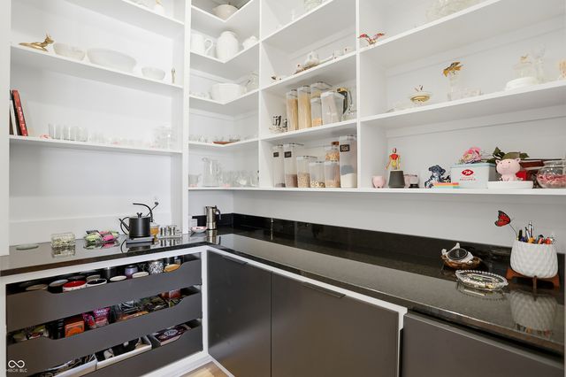 3995 Chapel Hill Court, Bargersville, IN 46106