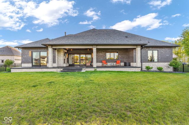 3995 Chapel Hill Court, Bargersville, IN 46106