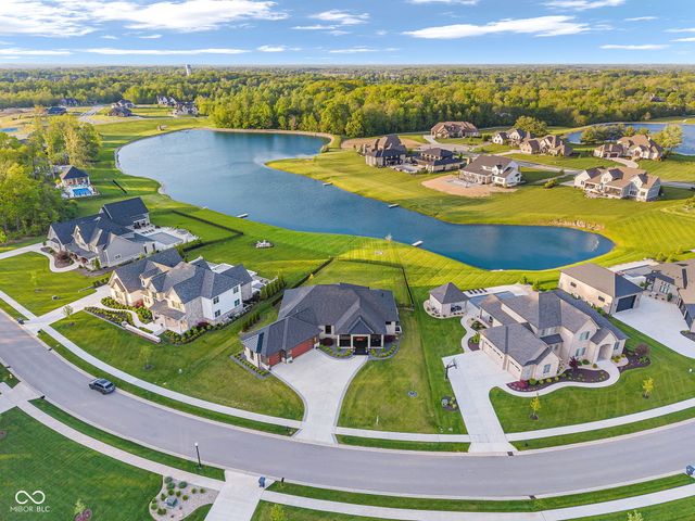 3995 Chapel Hill Court, Bargersville, IN 46106