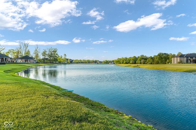 3995 Chapel Hill Court, Bargersville, IN 46106