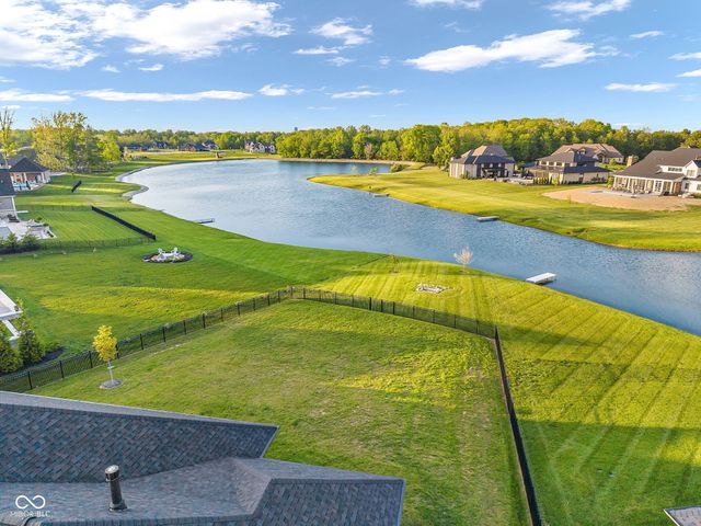 3995 Chapel Hill Court, Bargersville, IN 46106