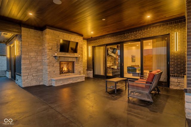 3995 Chapel Hill Court, Bargersville, IN 46106