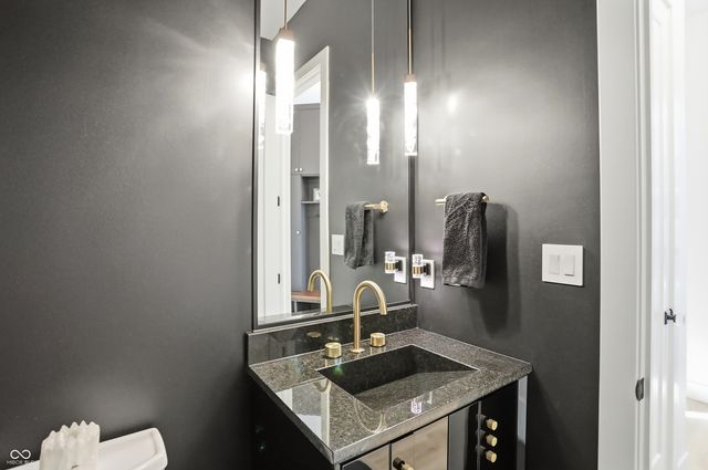 3995 Chapel Hill Court, Bargersville, IN 46106