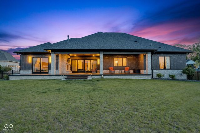 3995 Chapel Hill Court, Bargersville, IN 46106