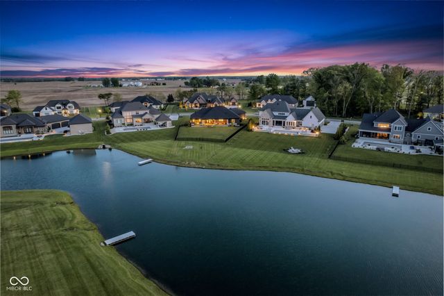3995 Chapel Hill Court, Bargersville, IN 46106