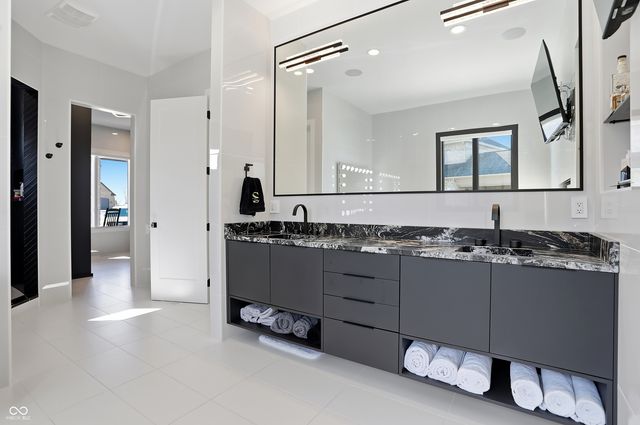 3995 Chapel Hill Court, Bargersville, IN 46106