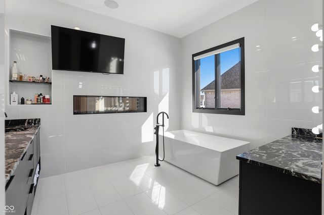 3995 Chapel Hill Court, Bargersville, IN 46106