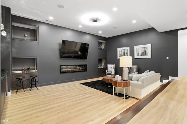 3995 Chapel Hill Court, Bargersville, IN 46106