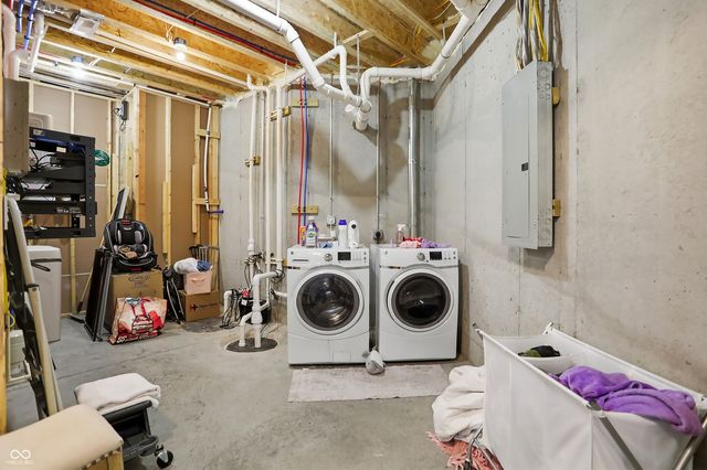 3995 Chapel Hill Court, Bargersville, IN 46106