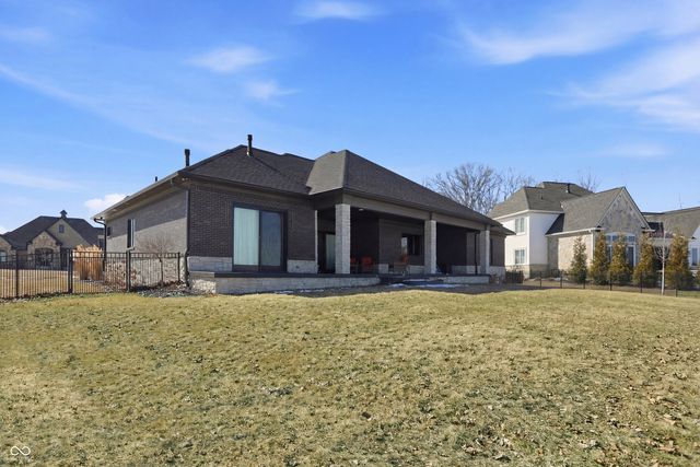 3995 Chapel Hill Court, Bargersville, IN 46106