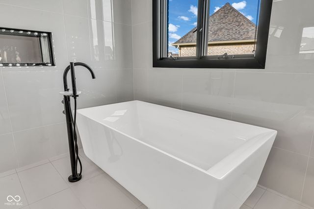 3995 Chapel Hill Court, Bargersville, IN 46106