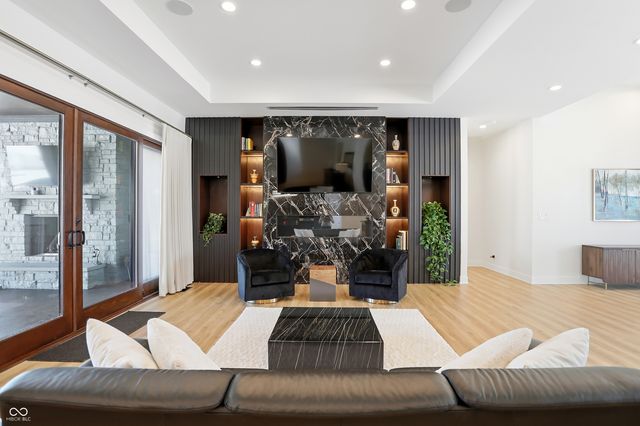 3995 Chapel Hill Court, Bargersville, IN 46106