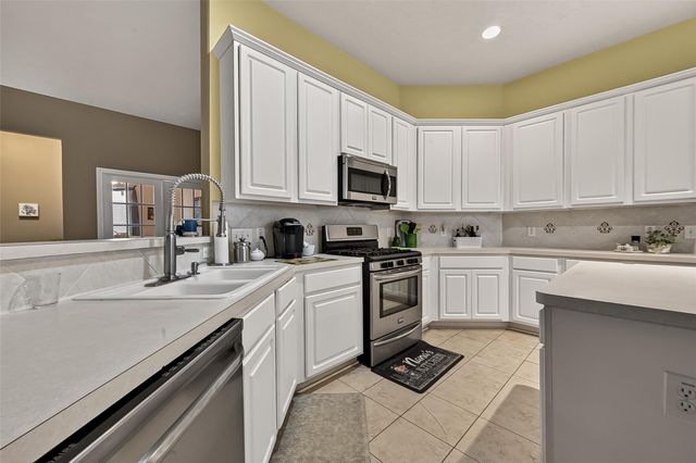 14811 Cumberland Bridge Lane, Sugar Land, TX 77498