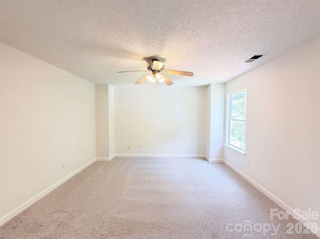 8616 Silver Falls Way, Charlotte, NC 28227