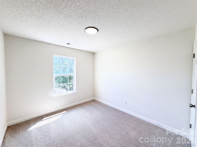 8616 Silver Falls Way, Charlotte, NC 28227