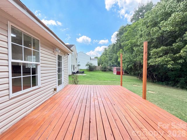 8616 Silver Falls Way, Charlotte, NC 28227