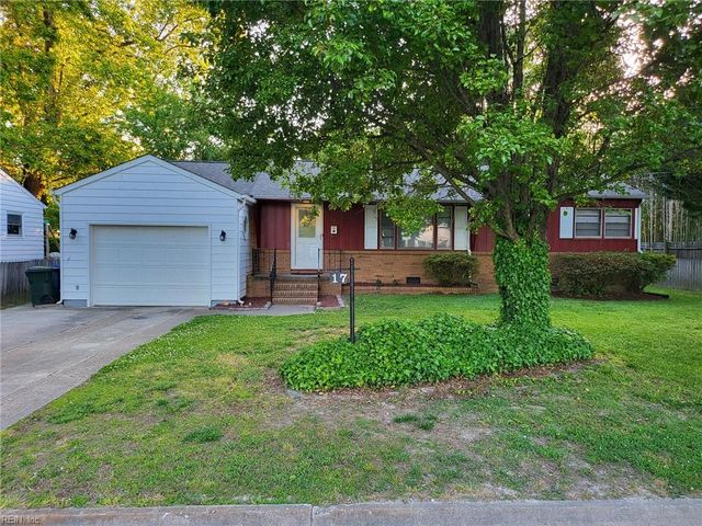 17 Gay DR, Newport News, VA 23606