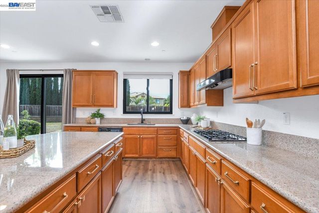 1600 Amber Ln, Brentwood, CA 94513