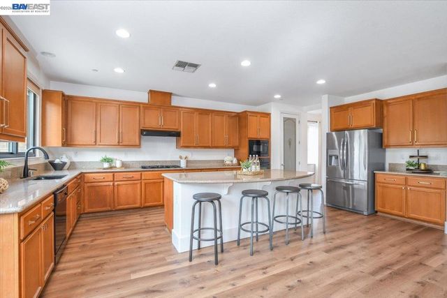 1600 Amber Ln, Brentwood, CA 94513