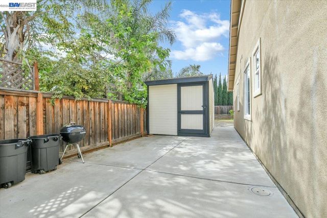 1600 Amber Ln, Brentwood, CA 94513
