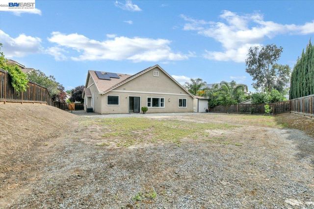 1600 Amber Ln, Brentwood, CA 94513