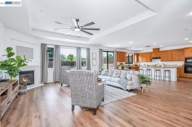 1600 Amber Ln, Brentwood, CA 94513