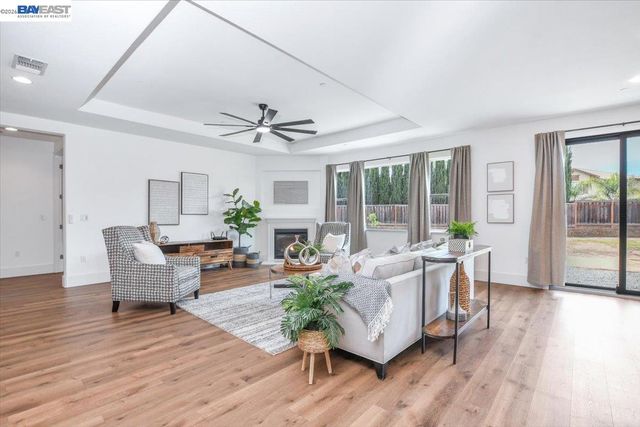 1600 Amber Ln, Brentwood, CA 94513