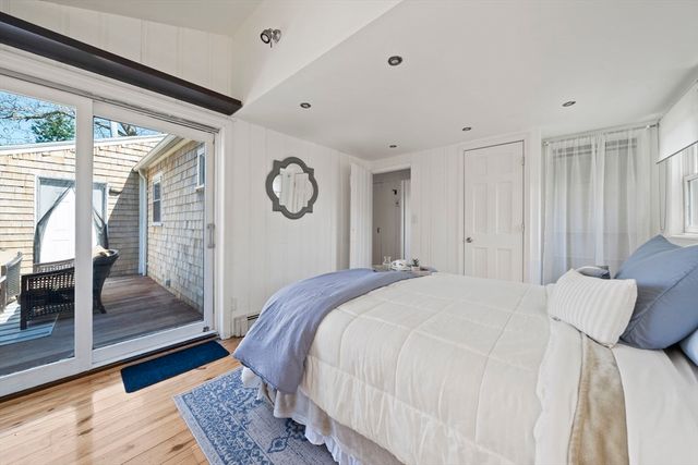 14 Ivy Road, Marshfield, MA 02050