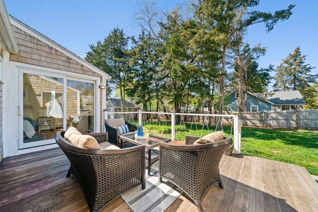 14 Ivy Road, Marshfield, MA 02050