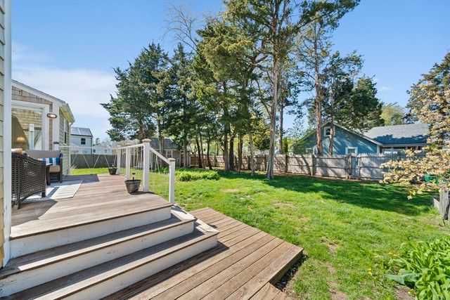14 Ivy Road, Marshfield, MA 02050