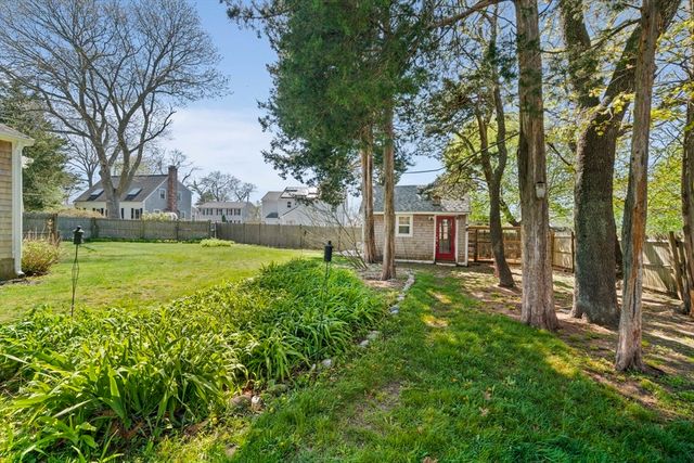 14 Ivy Road, Marshfield, MA 02050