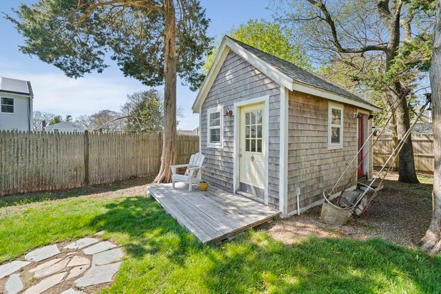 14 Ivy Road, Marshfield, MA 02050