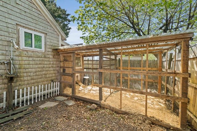 14 Ivy Road, Marshfield, MA 02050