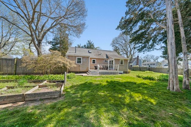 14 Ivy Road, Marshfield, MA 02050
