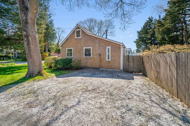 14 Ivy Road, Marshfield, MA 02050