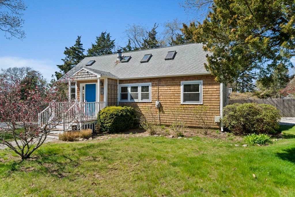 14 Ivy Road, Marshfield, MA 02050