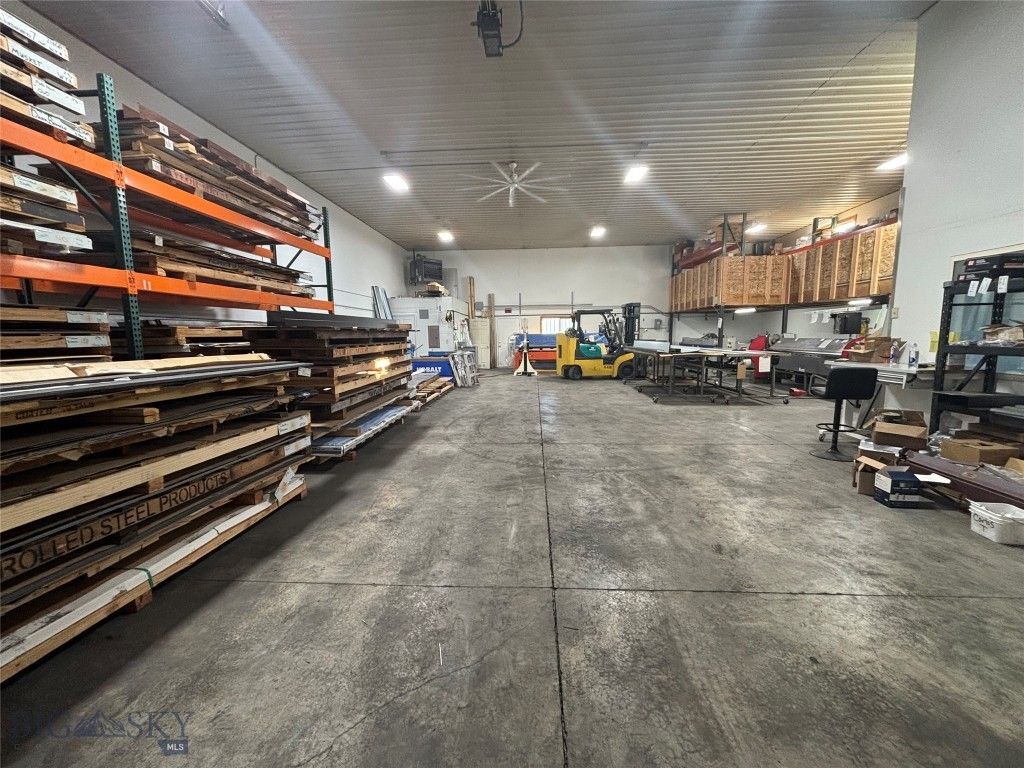 845 Glider Lane C, Belgrade, MT 59714