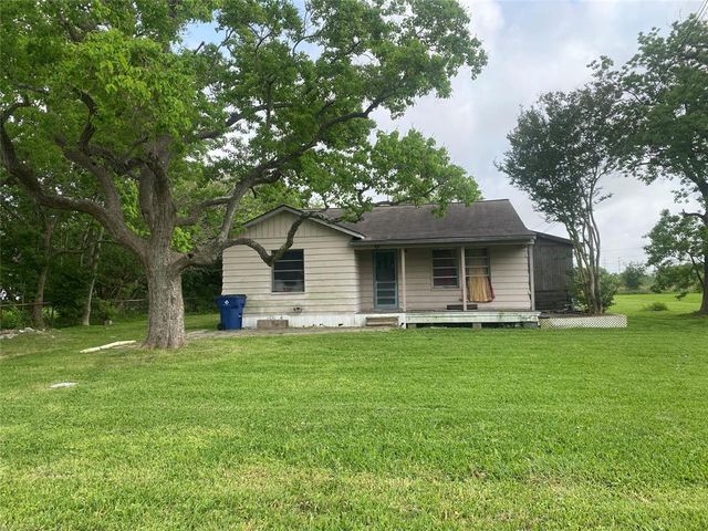 3003 2nd Avenue, Texas City, TX 77590