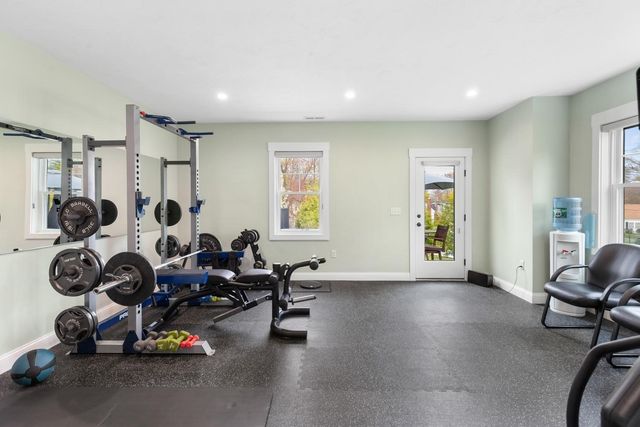 9 Shay Ln, North Reading, MA 01864