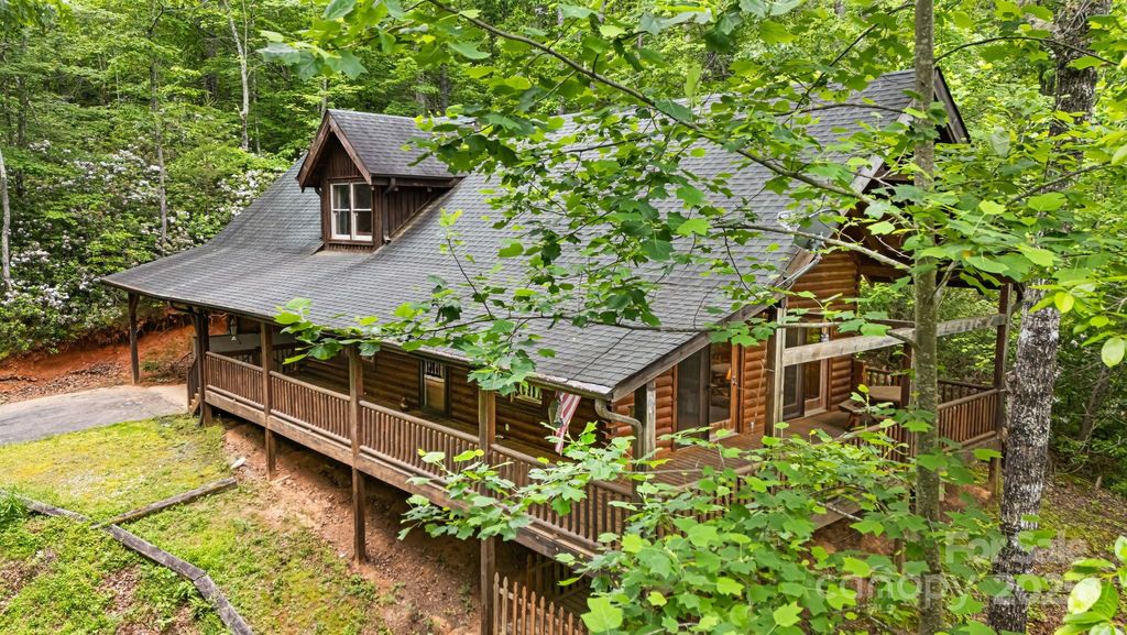 108 Cougar Alley 79, Lake Lure, NC 28746