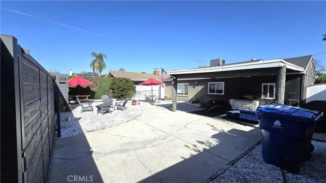 6704 Rhea Avenue, Reseda, CA 91335